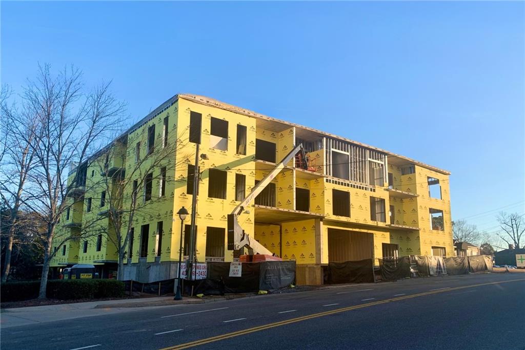 318 Sandy Springs Circle, Unit 240 Atlanta, GA 30328 - Photo 8 of 25