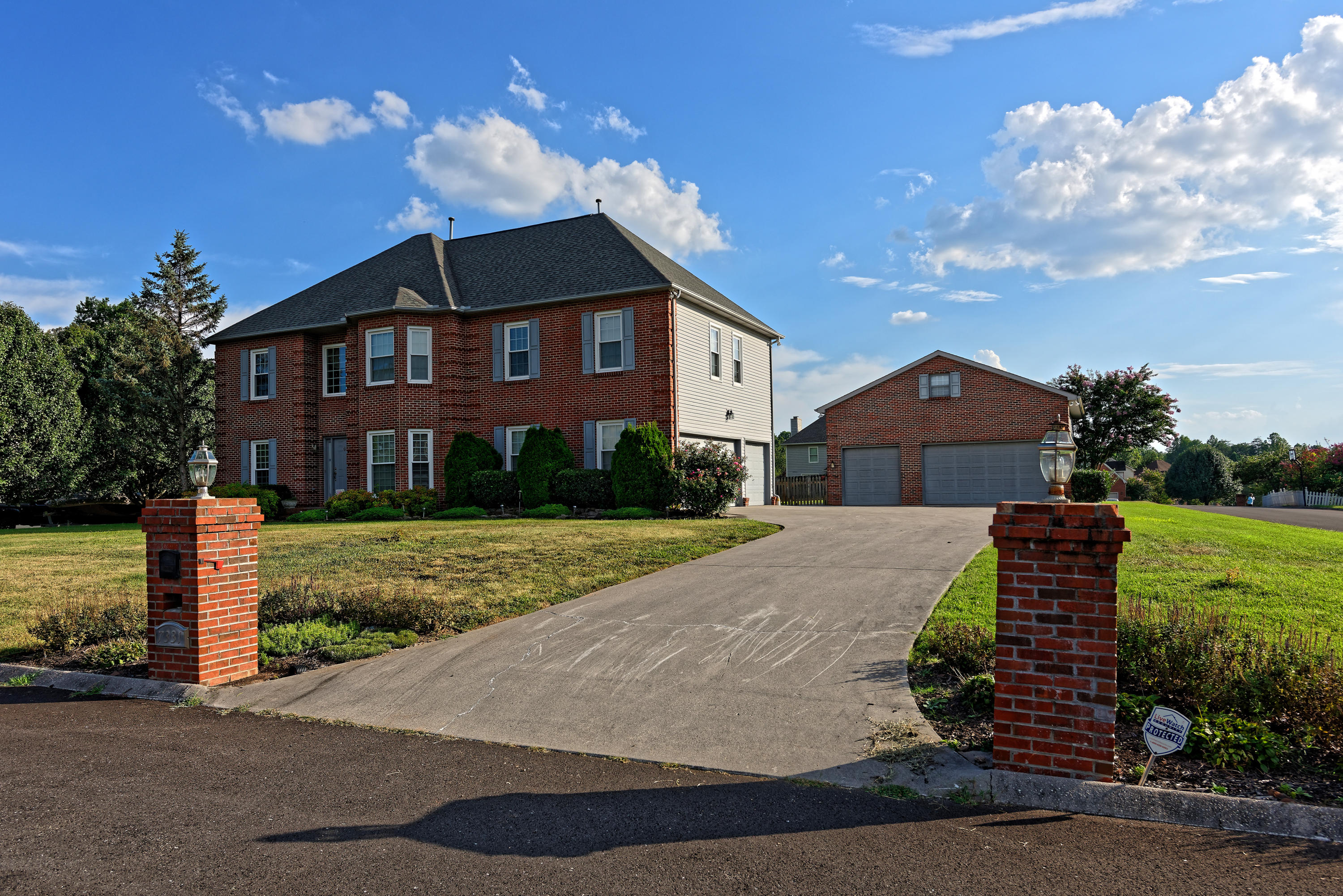 7331 Crown Road Knoxville, TN 37918 - Photo 1 of 40 D810_4639_D1_MLS