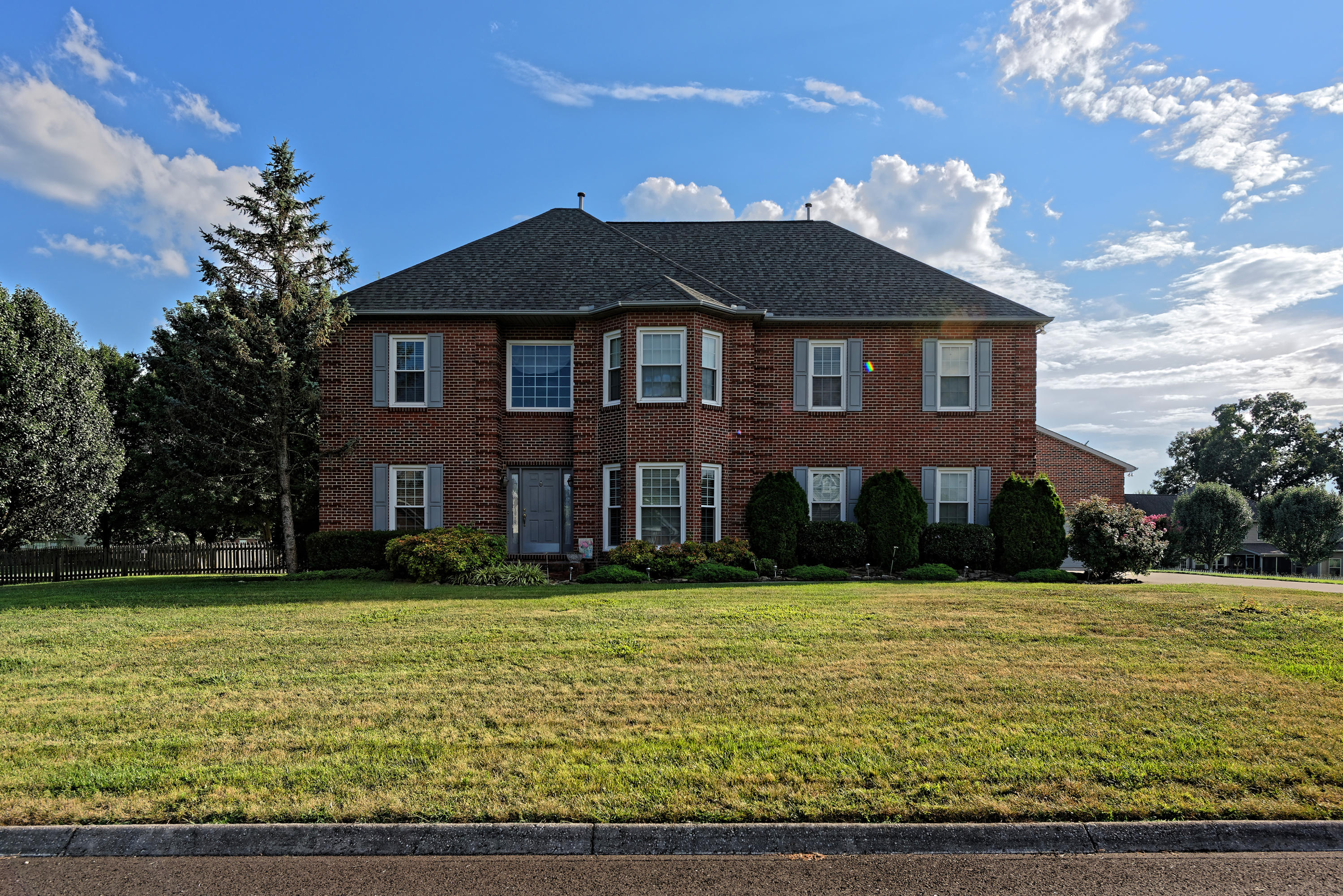7331 Crown Road Knoxville, TN 37918 - Photo 2 of 40 D810_4638_D1_MLS
