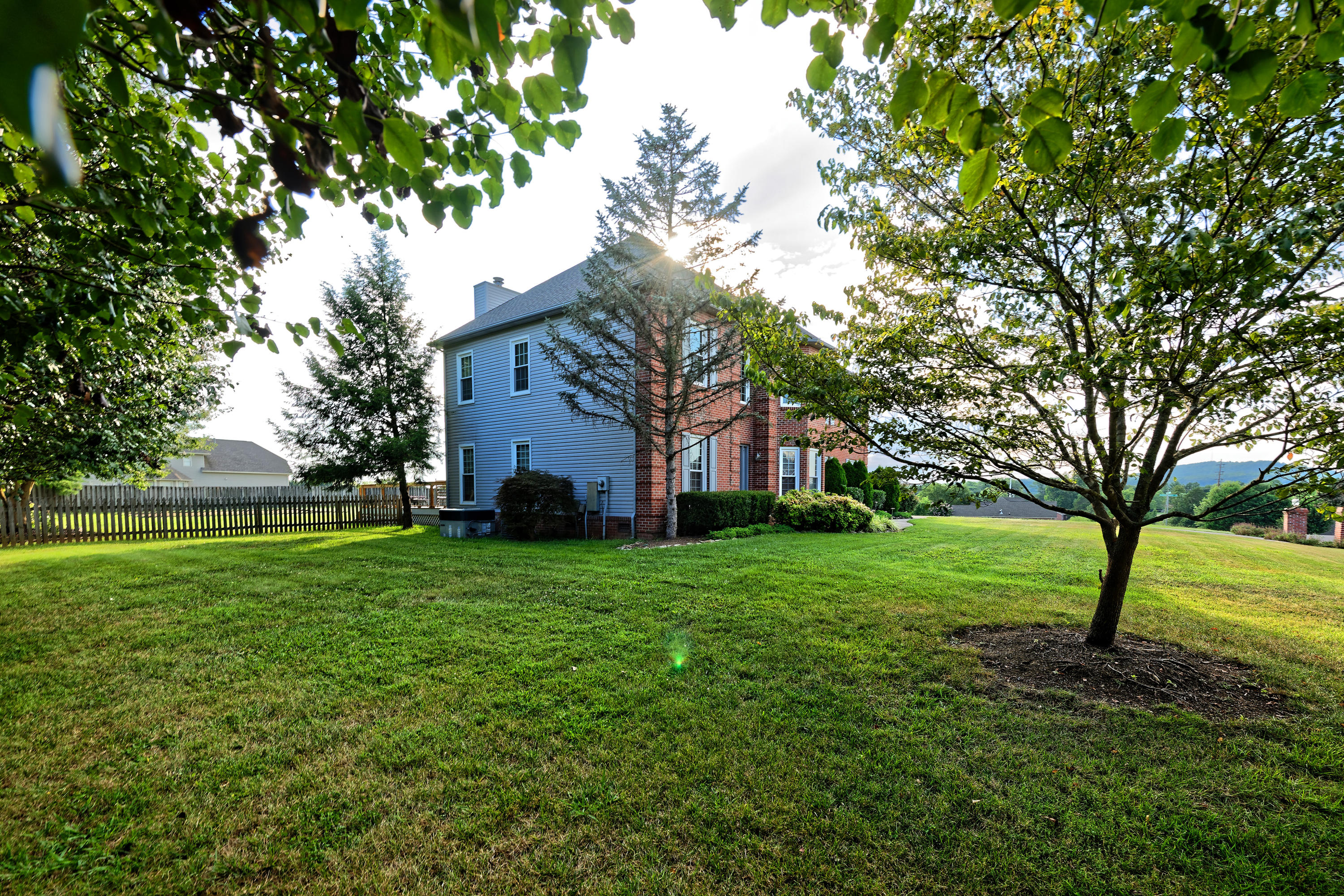 7331 Crown Road Knoxville, TN 37918 - Photo 7 of 40 D810_4647_D1_MLS