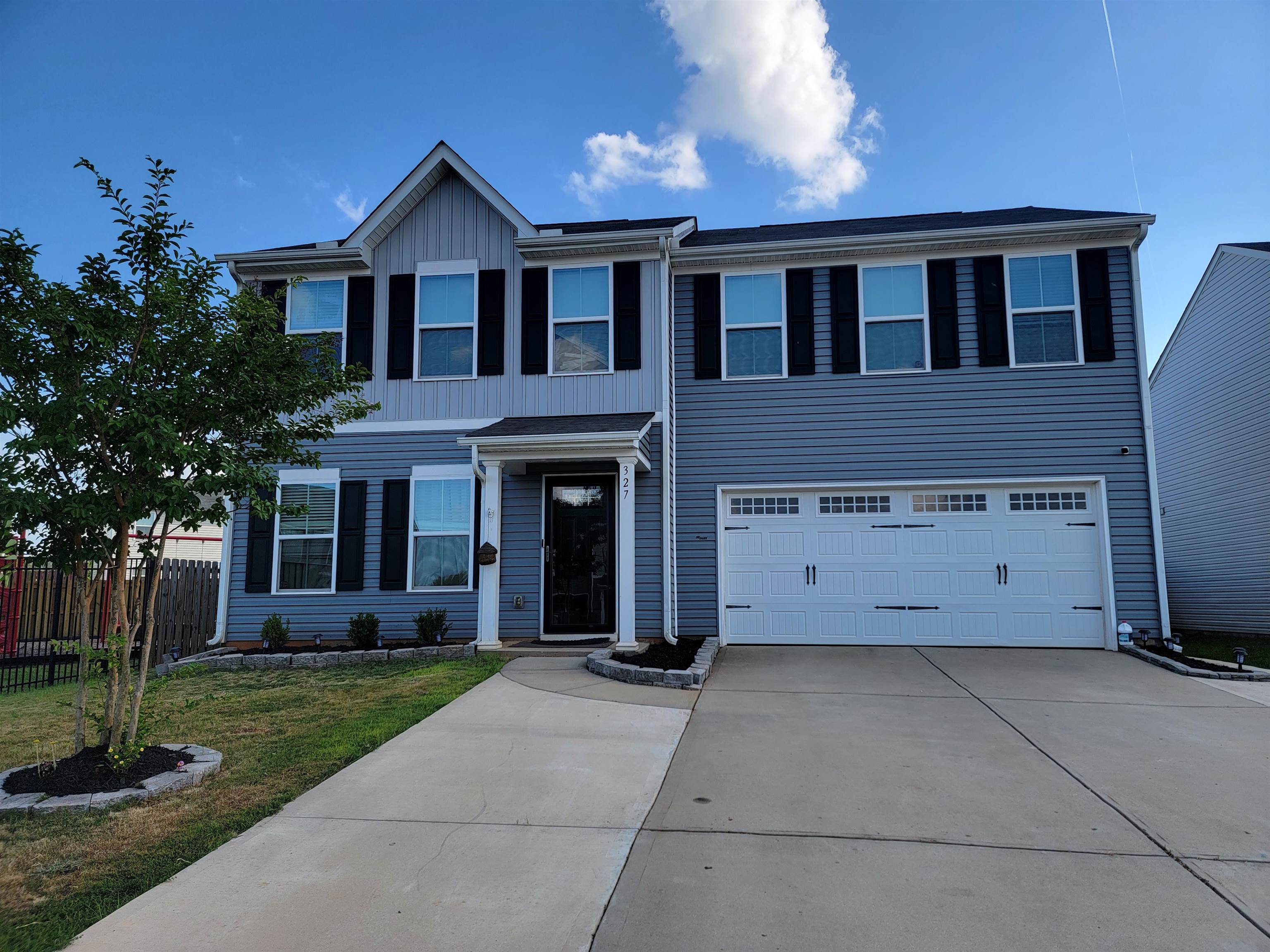 327 Hobson Way Lyman, SC 29365 - Photo 3 of 42