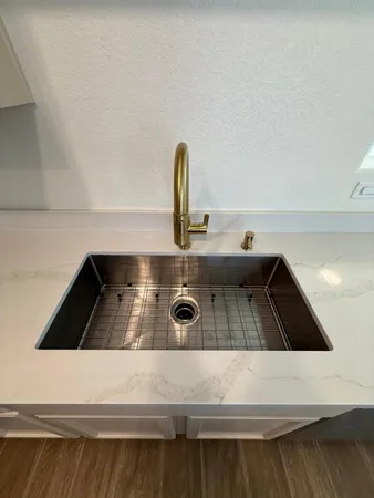 $2,100 | 2150 West Alameda Road, Unit 1031, Phoenix, AZ 85085