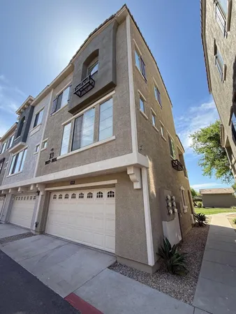 $2,100 | 2150 West Alameda Road, Unit 1031, Phoenix, AZ 85085