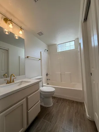 $2,100 | 2150 West Alameda Road, Unit 1031, Phoenix, AZ 85085