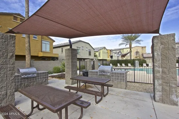 $2,100 | 2150 West Alameda Road, Unit 1031, Phoenix, AZ 85085