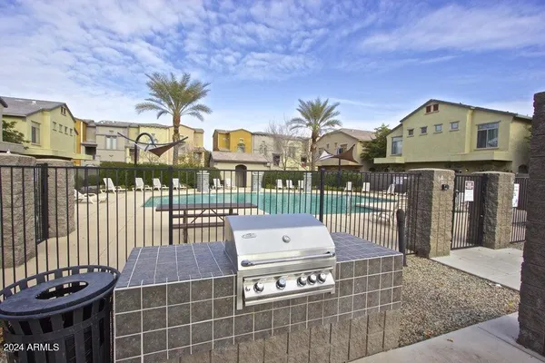 $2,100 | 2150 West Alameda Road, Unit 1031, Phoenix, AZ 85085
