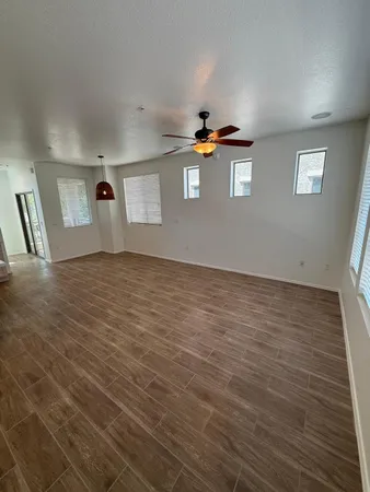 $2,100 | 2150 West Alameda Road, Unit 1031, Phoenix, AZ 85085