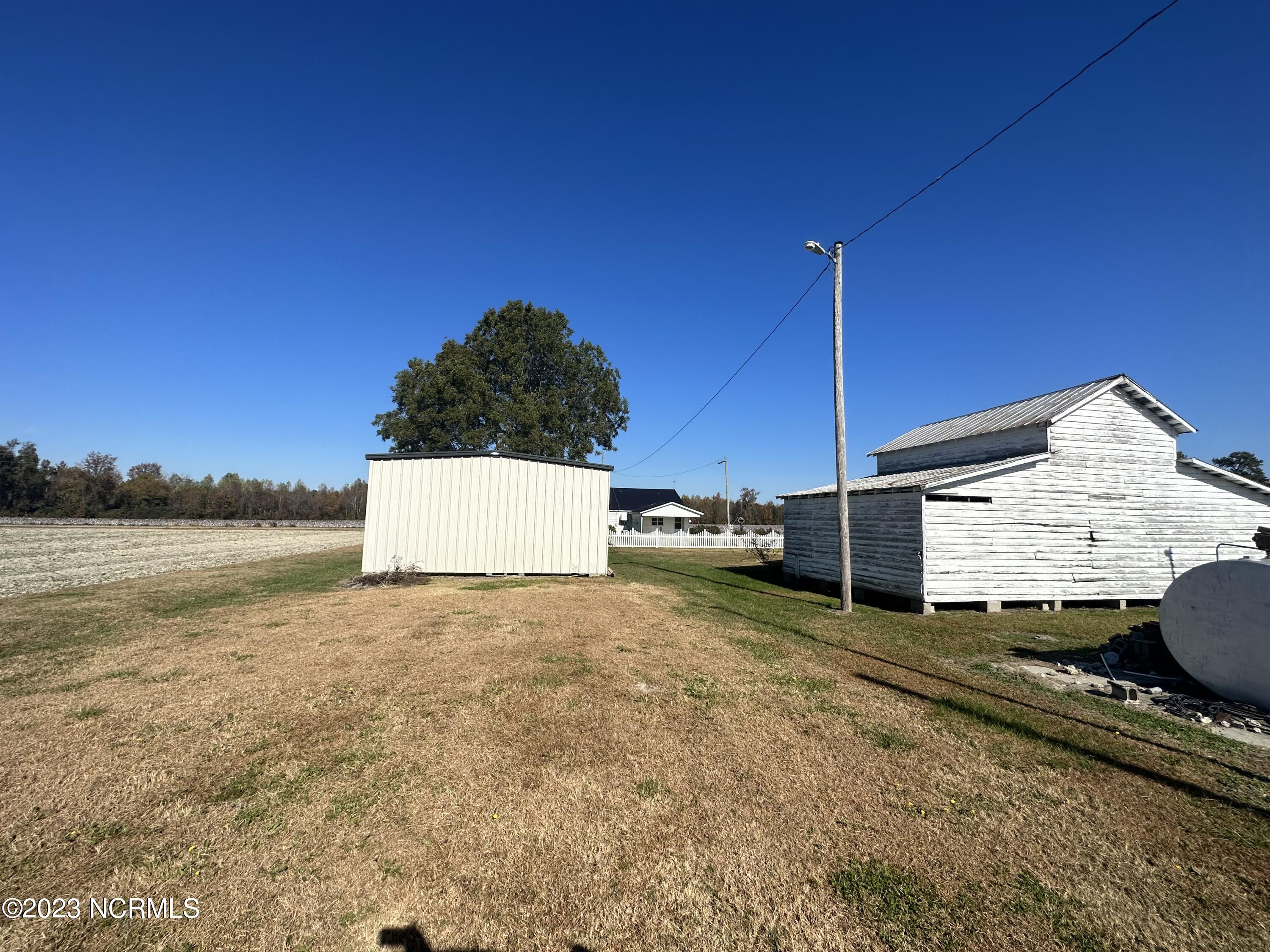 552 Cremo Road Colerain, NC 27924 - Photo 34 of 45 Barn