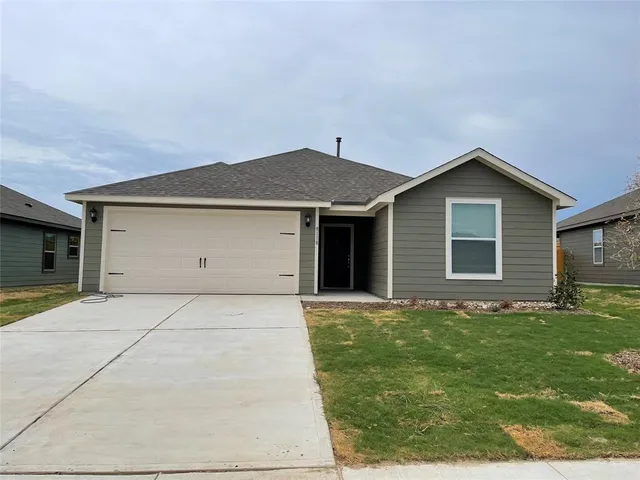 $2,150 | 8118 Big Timber Trail, Ponder, TX 76259