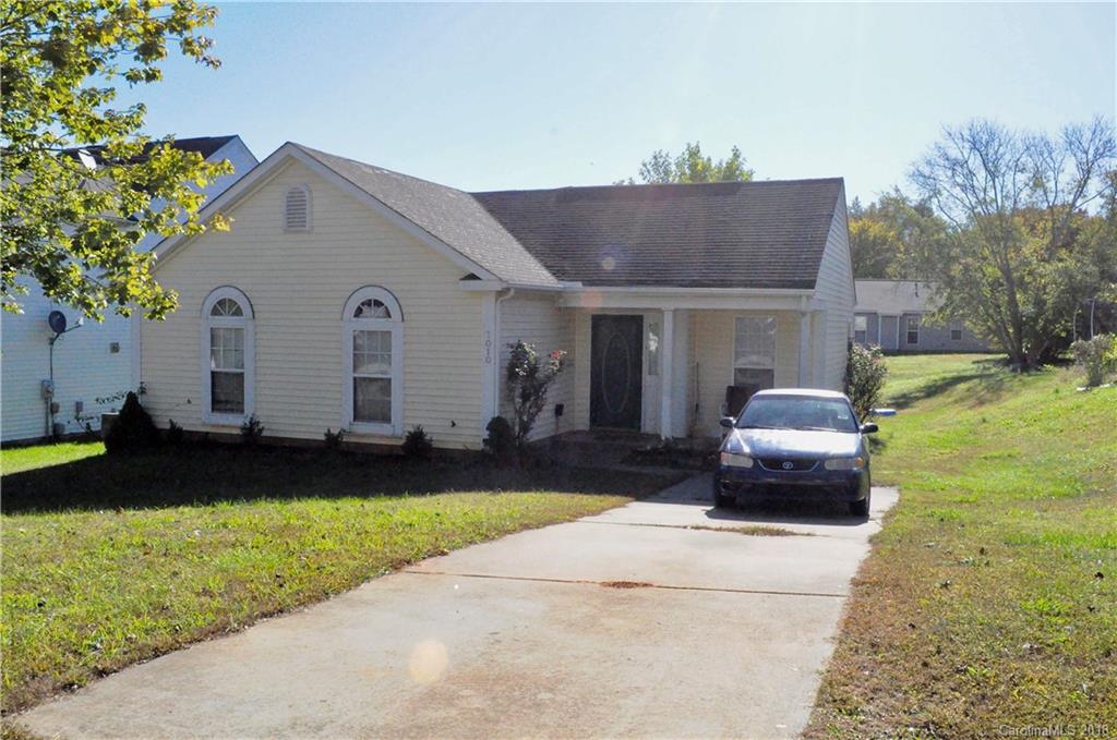 7010 Alanbrook Road Charlotte, NC 28215 - Photo 1 of 17