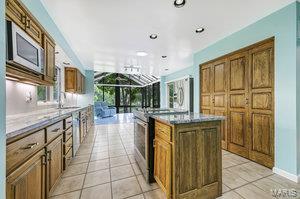 1675 Horseshoe Ridge Road Chesterfield, MO 63005 - Photo 7 of 56 Gallery Image 7