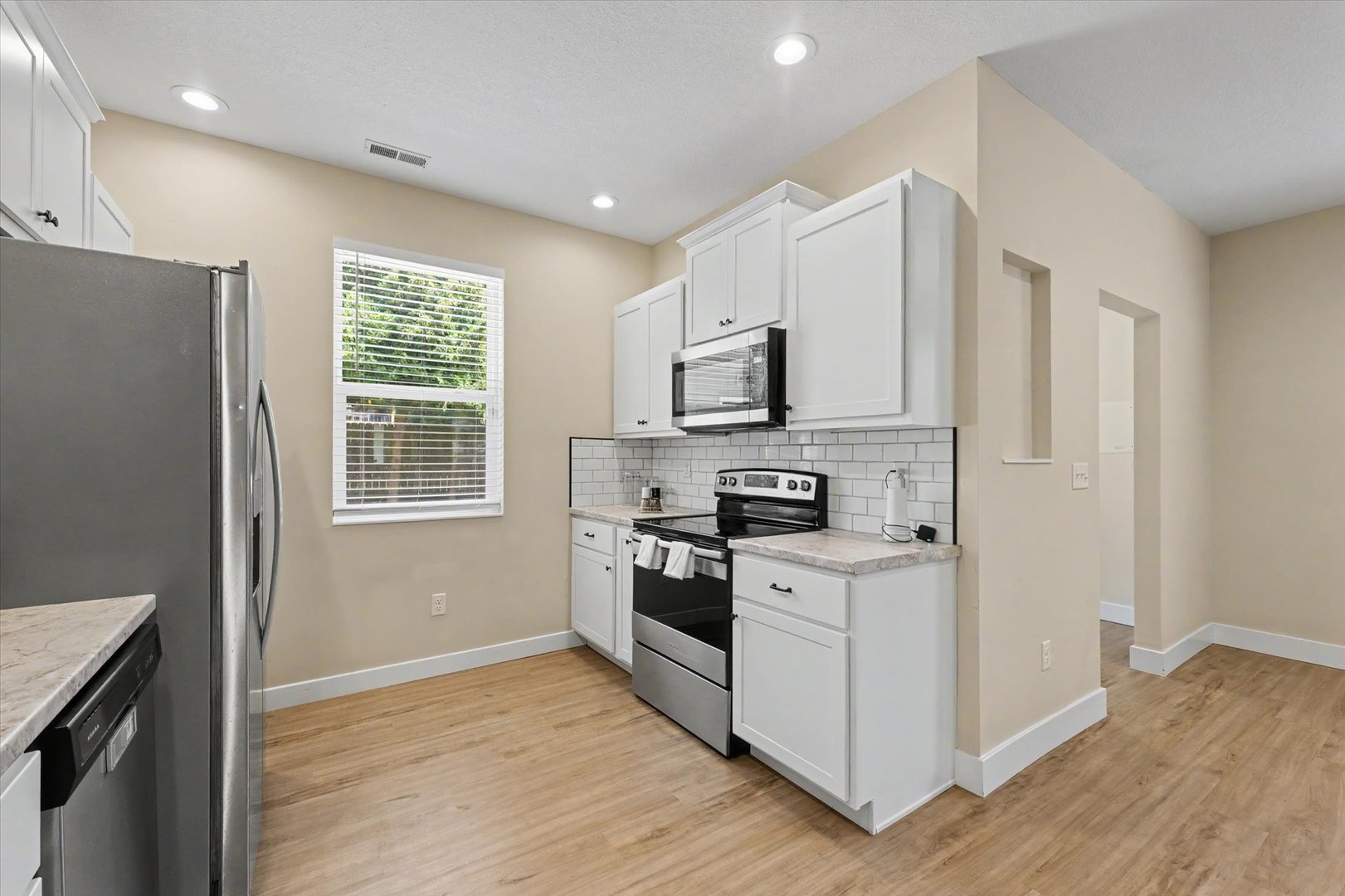 2014 Winchester Drive Champaign, IL 61821 - Photo 11 of 32