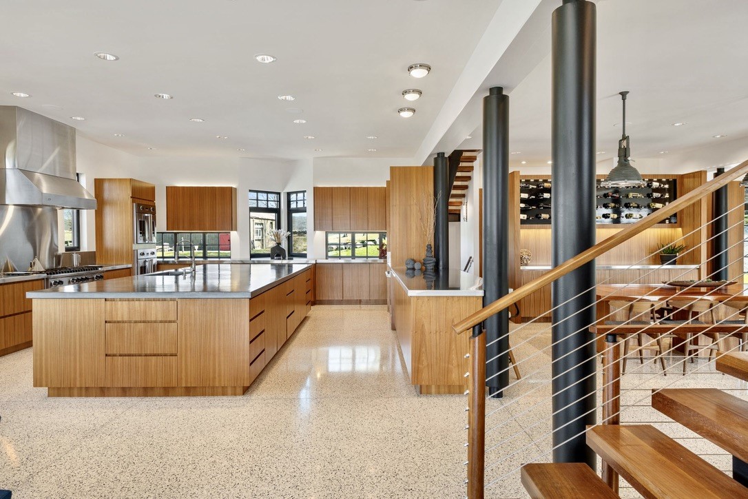 82 Nonquit Lane Tiverton, RI 02878 - Photo 20 of 50