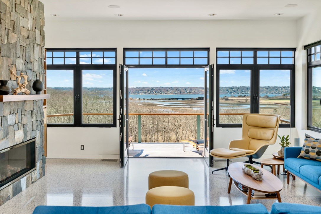 82 Nonquit Lane Tiverton, RI 02878 - Photo 2 of 50