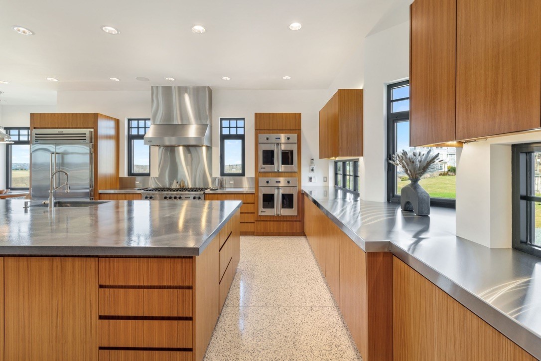 82 Nonquit Lane Tiverton, RI 02878 - Photo 22 of 50