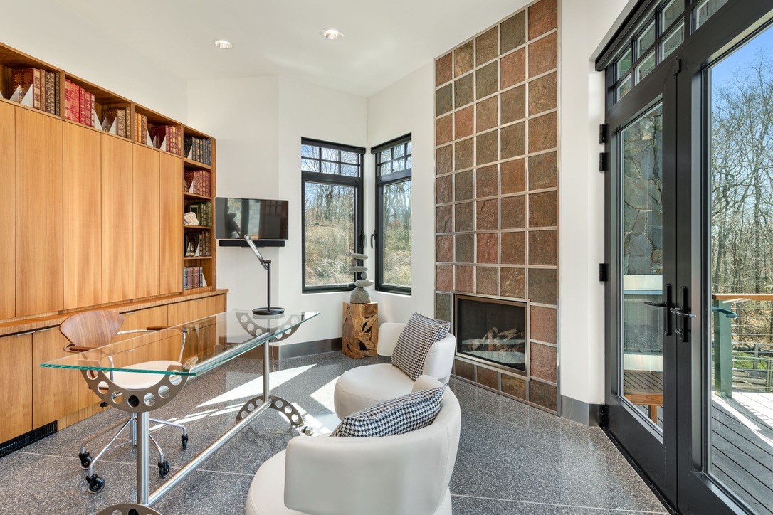 82 Nonquit Lane Tiverton, RI 02878 - Photo 25 of 50