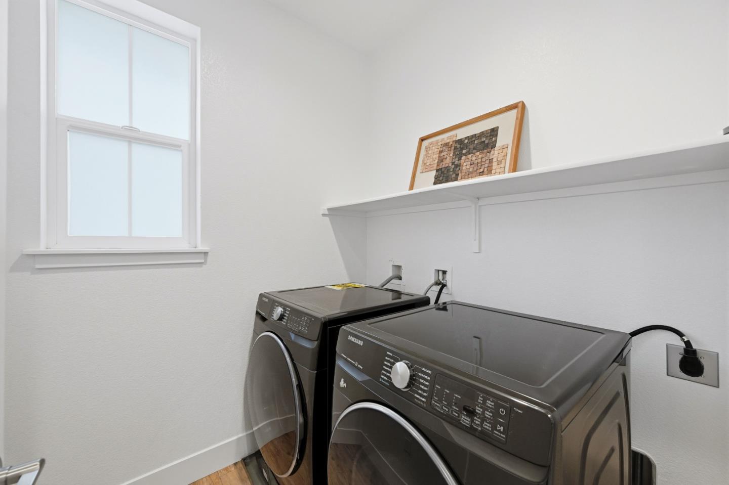 37471 Bay Crest Road Newark, CA 94560 - Photo 41 of 71 a utility room with dryer and washer