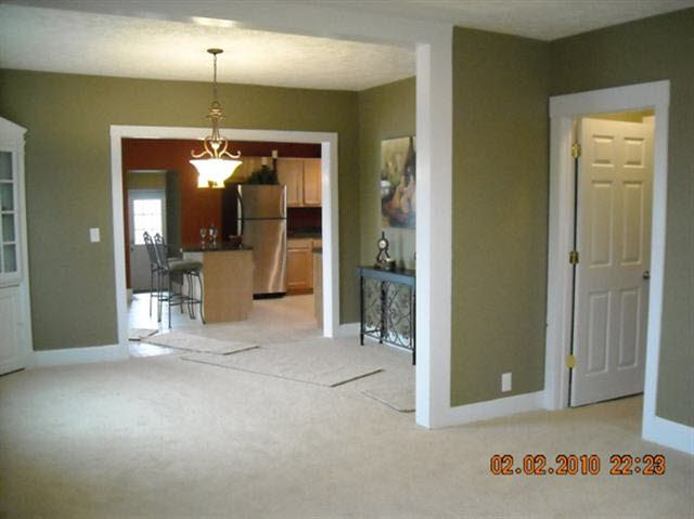 2701 East Royerton Road Muncie, IN 47303 - Photo 3 of 9 Gallery Image 3
