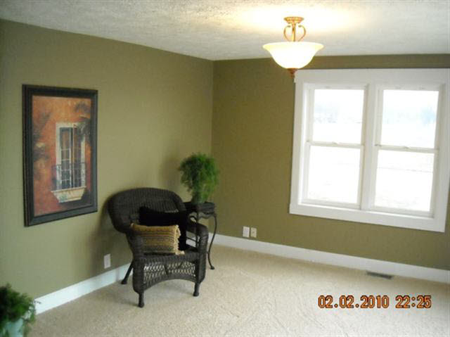 2701 East Royerton Road Muncie, IN 47303 - Photo 7 of 9 Gallery Image 7