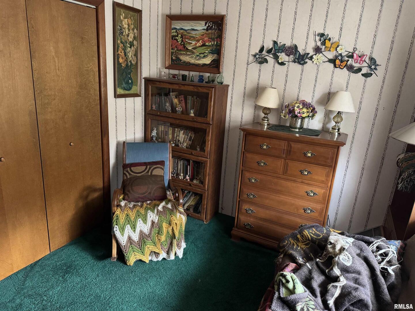 8424 Bolen Store Road Thompsonville, IL 62890 - Photo 24 of 30 a view of a closet area