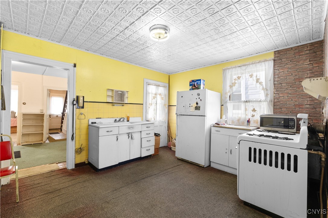 117 East Embargo Street Rome, NY 13440 - Photo 15 of 32 Kitchen