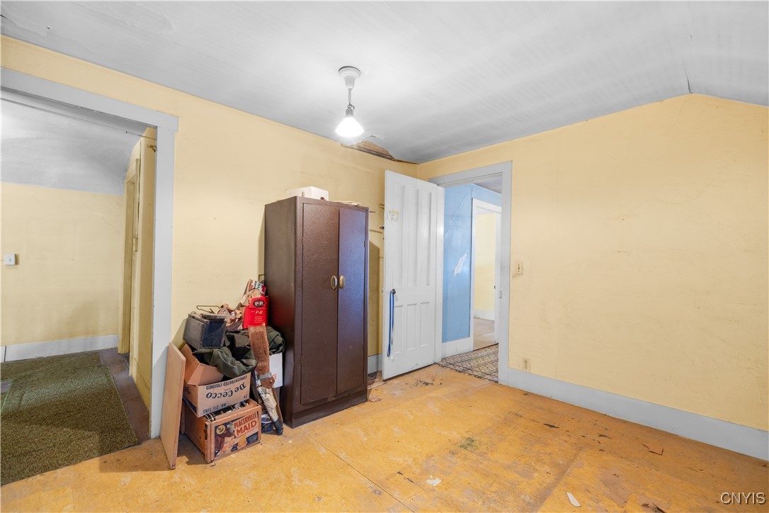 117 East Embargo Street Rome, NY 13440 - Photo 22 of 32 Upstairs room