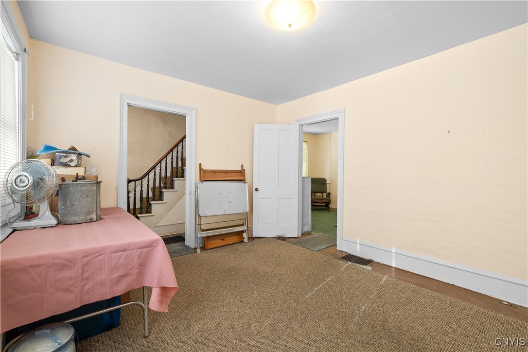 117 East Embargo Street Rome, NY 13440 - Photo 6 of 32 Living room