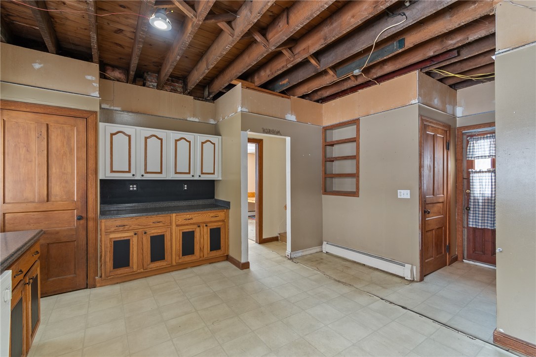 206 East Genesee Street Galen, NY 14433 - Photo 17 of 47