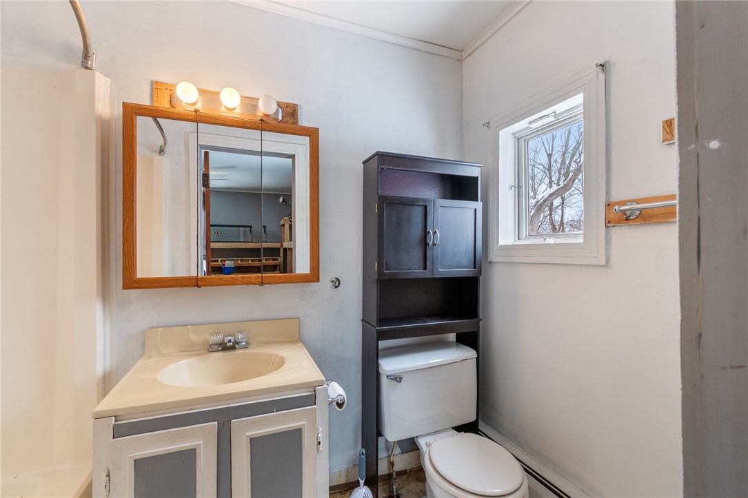 206 East Genesee Street Galen, NY 14433 - Photo 26 of 47