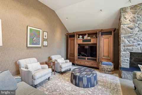 $2,300,000 | 728 Mill Street, Moorestown, NJ 08057