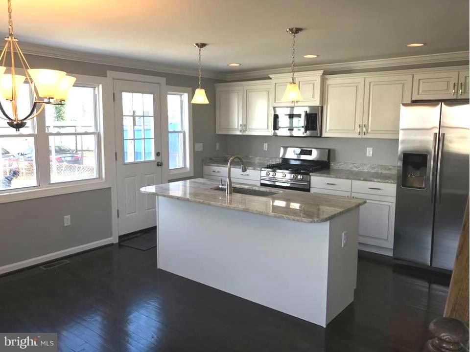 1701 Melbourne Road Baltimore, MD 21222 - Photo 3 of 5 Kitchen