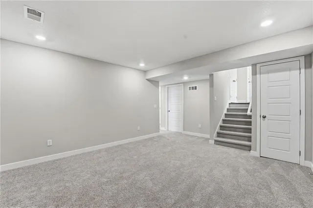 $319,950 | 19712 West 195th Place, Spring Hill, KS 66083