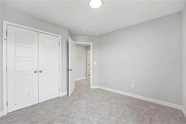 $319,950 | 19712 West 195th Place, Spring Hill, KS 66083