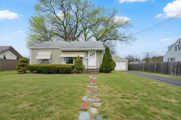 $275,000 | 20 Edbert Street, Chicopee, MA 01020