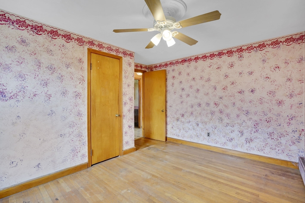 20 Edbert Street Chicopee, MA 01020 - Photo 20 of 37