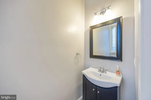 $3,000 | 314 East 22nd Street, Baltimore, MD 21218