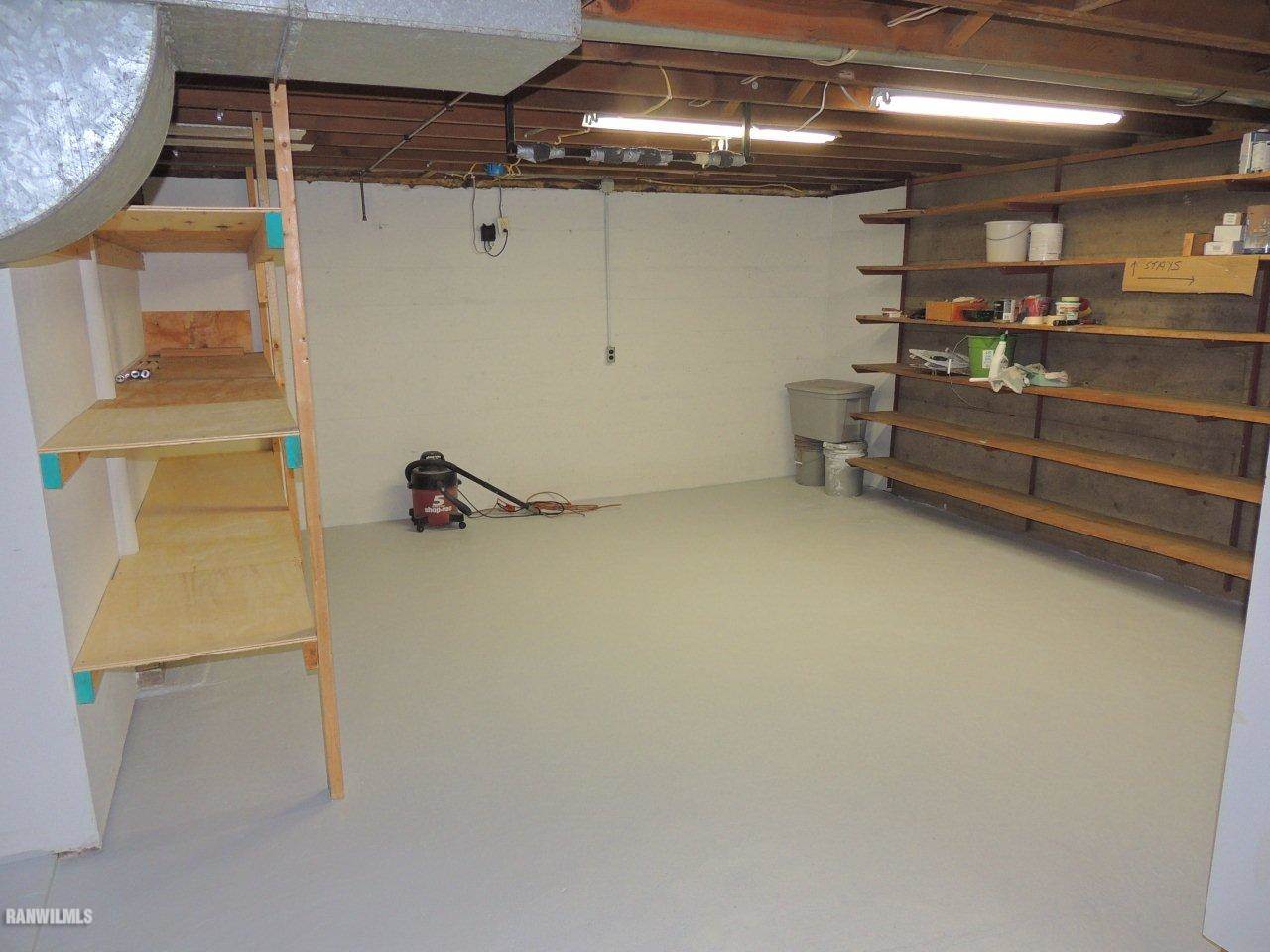 2285 South Massbach Road Stockton, IL 61085 - Photo 11 of 25 a view of a room with racks