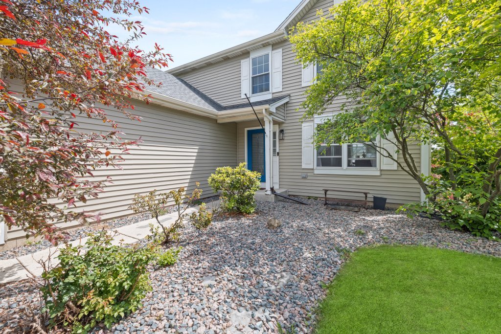 3702 Fiday Road Joliet, IL 60431 - Photo 3 of 32