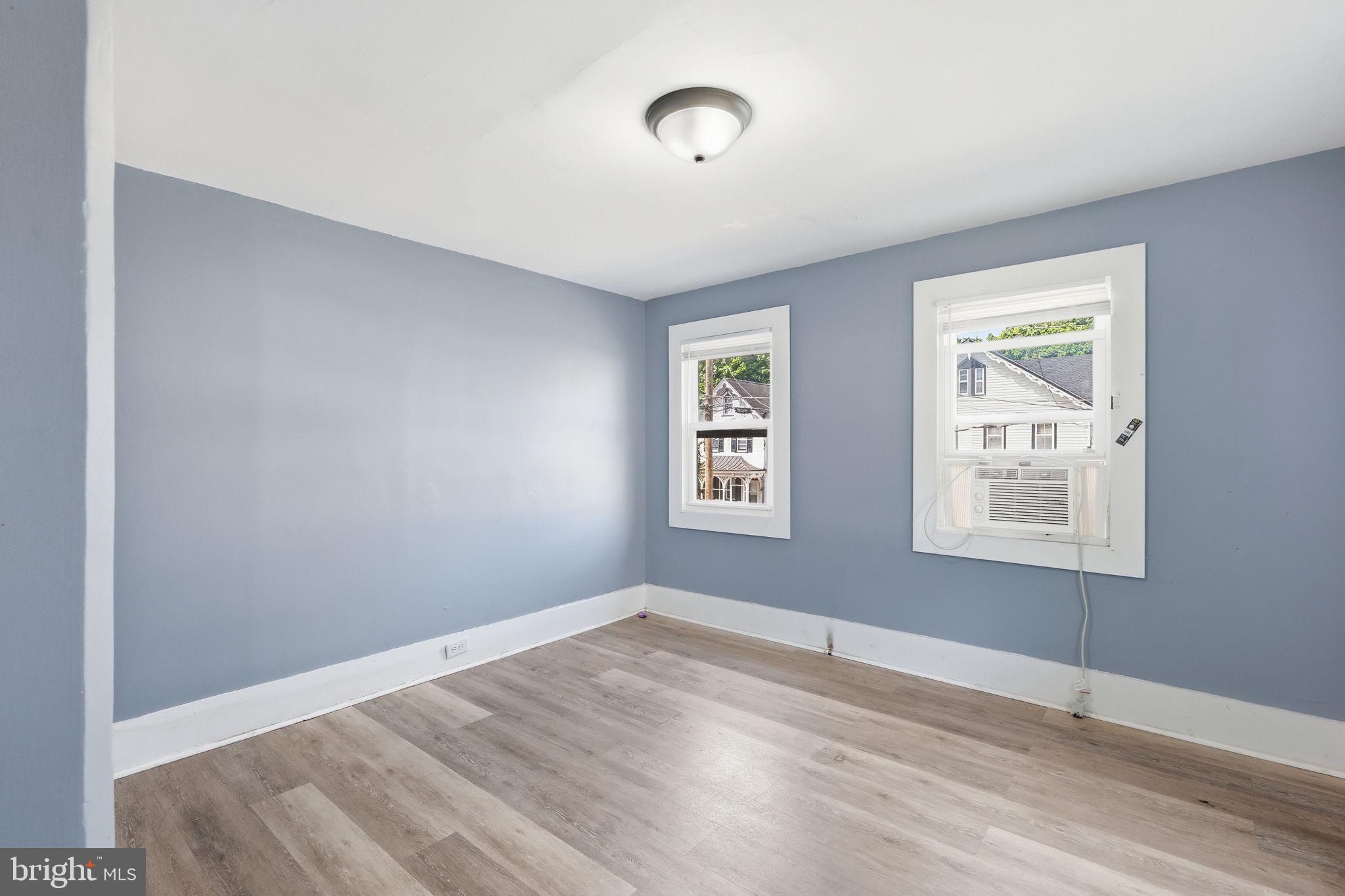60 Walnut Street Salem, NJ 08079 - Photo 22 of 25 Bright and airy room with charm.