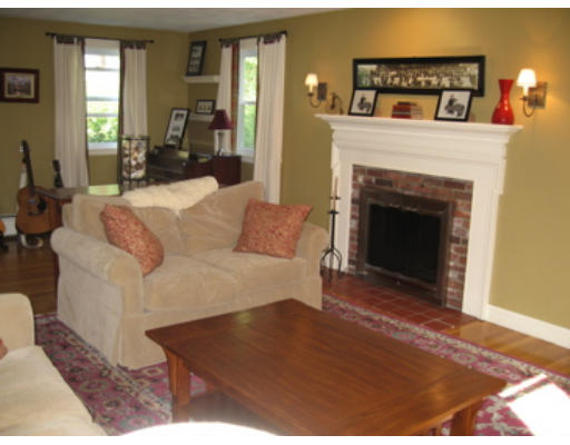 14 Alan Road Hamilton, MA 01982 - Photo 22 of 29 Gallery Image 22