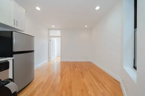 $5,895 | 340 West 17th Street, Unit 4A | Chelsea