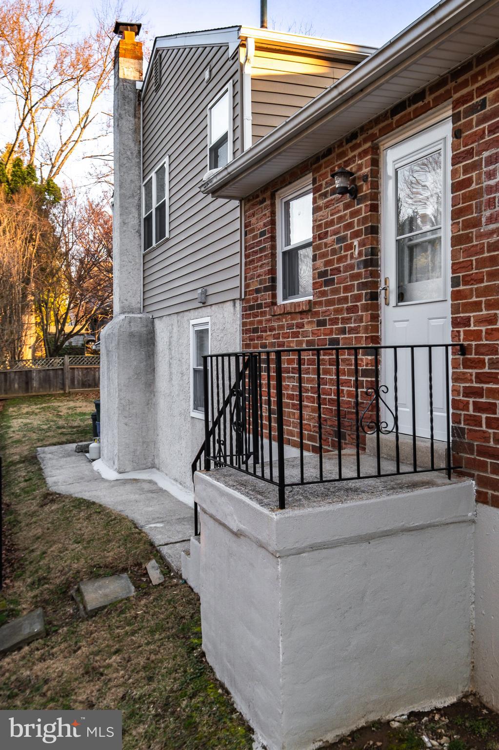 1136 Bon Air Road Havertown, PA 19083 - Photo 5 of 28