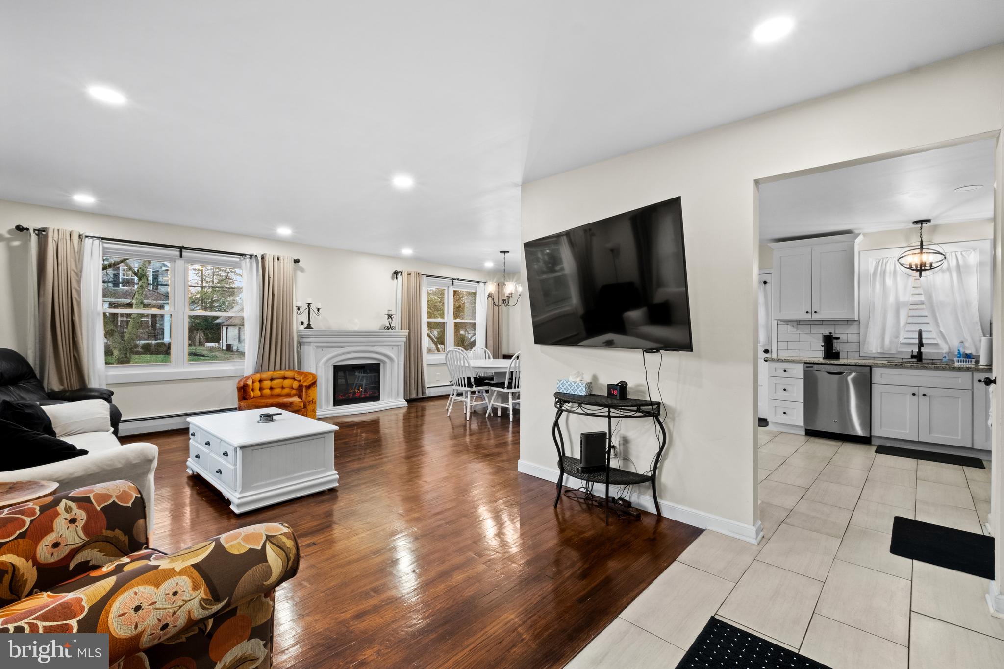 1136 Bon Air Road Havertown, PA 19083 - Photo 6 of 28