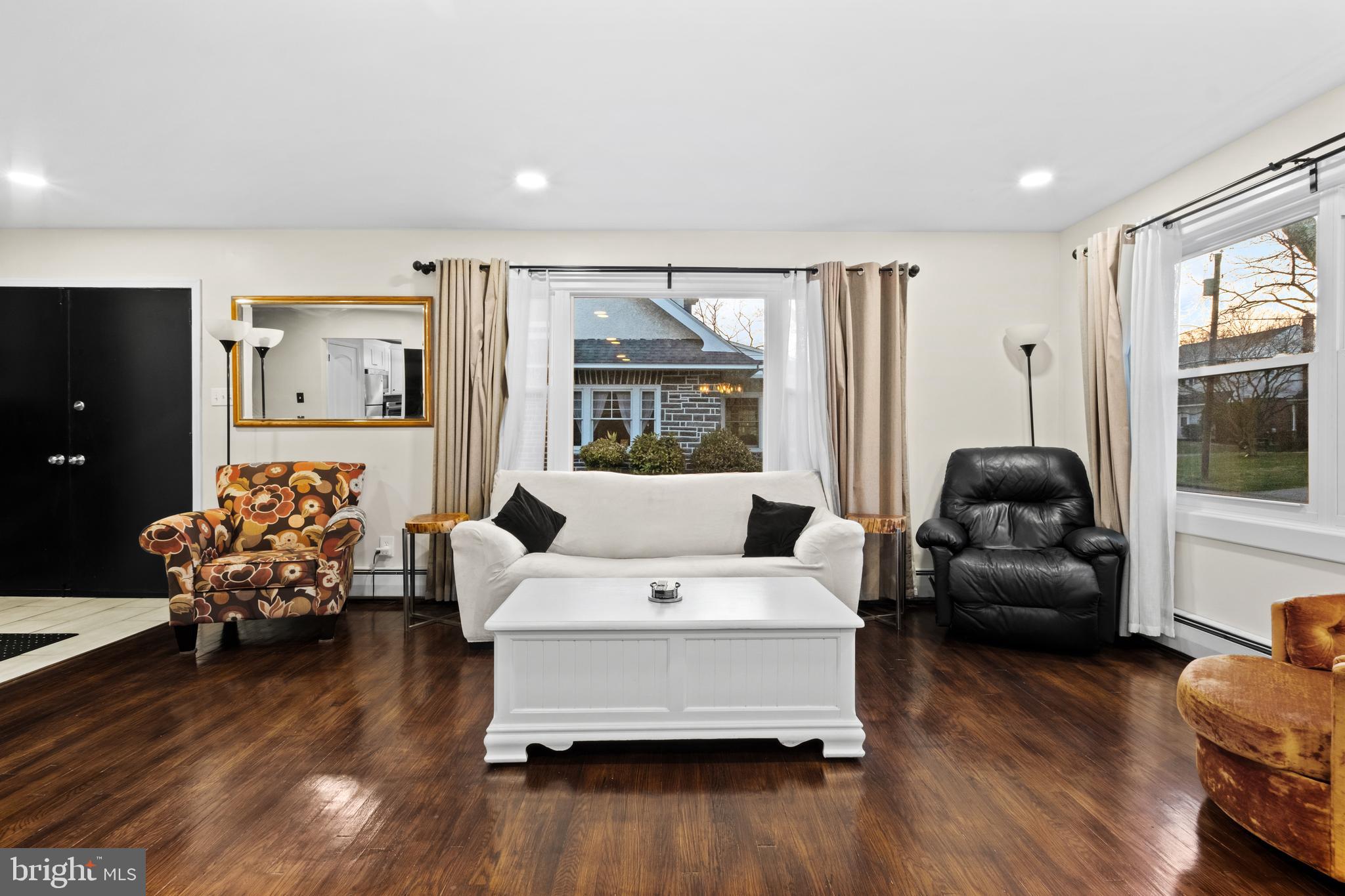 1136 Bon Air Road Havertown, PA 19083 - Photo 8 of 28