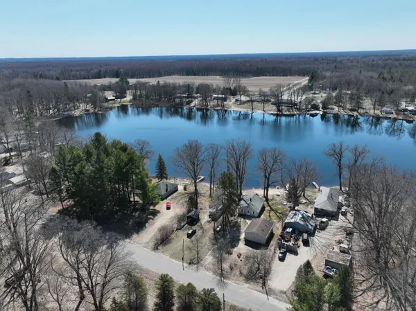 $139,900 | 5193 High Tower Lake Road, Hesperia, MI 49421
