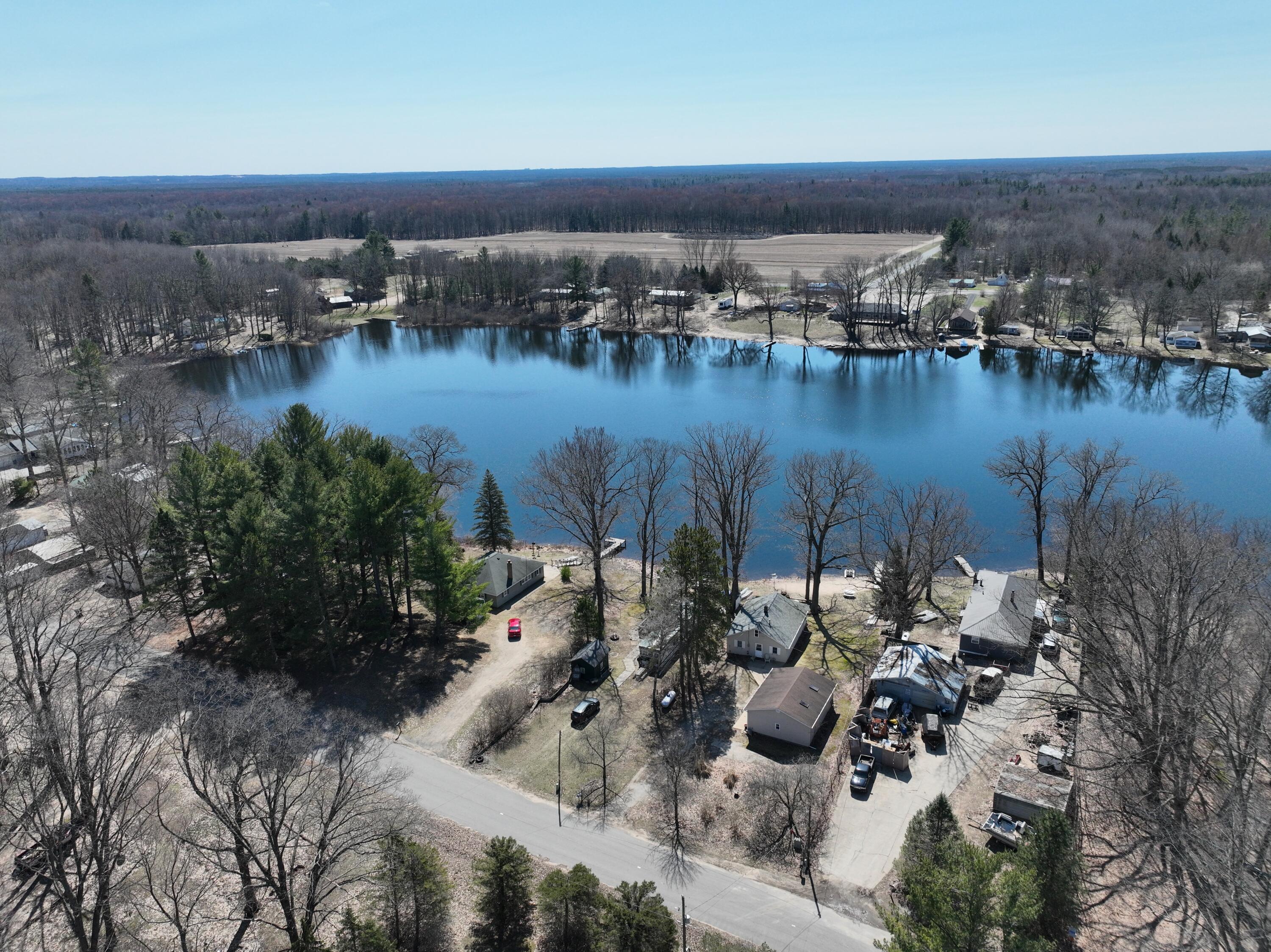 5193 High Tower Lake Road Hesperia, MI 49421 - Photo 25 of 26 Library - 2 of 9 2