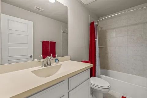 $515,000 | 7508 Pondview Lane, Fort Worth, TX 76123