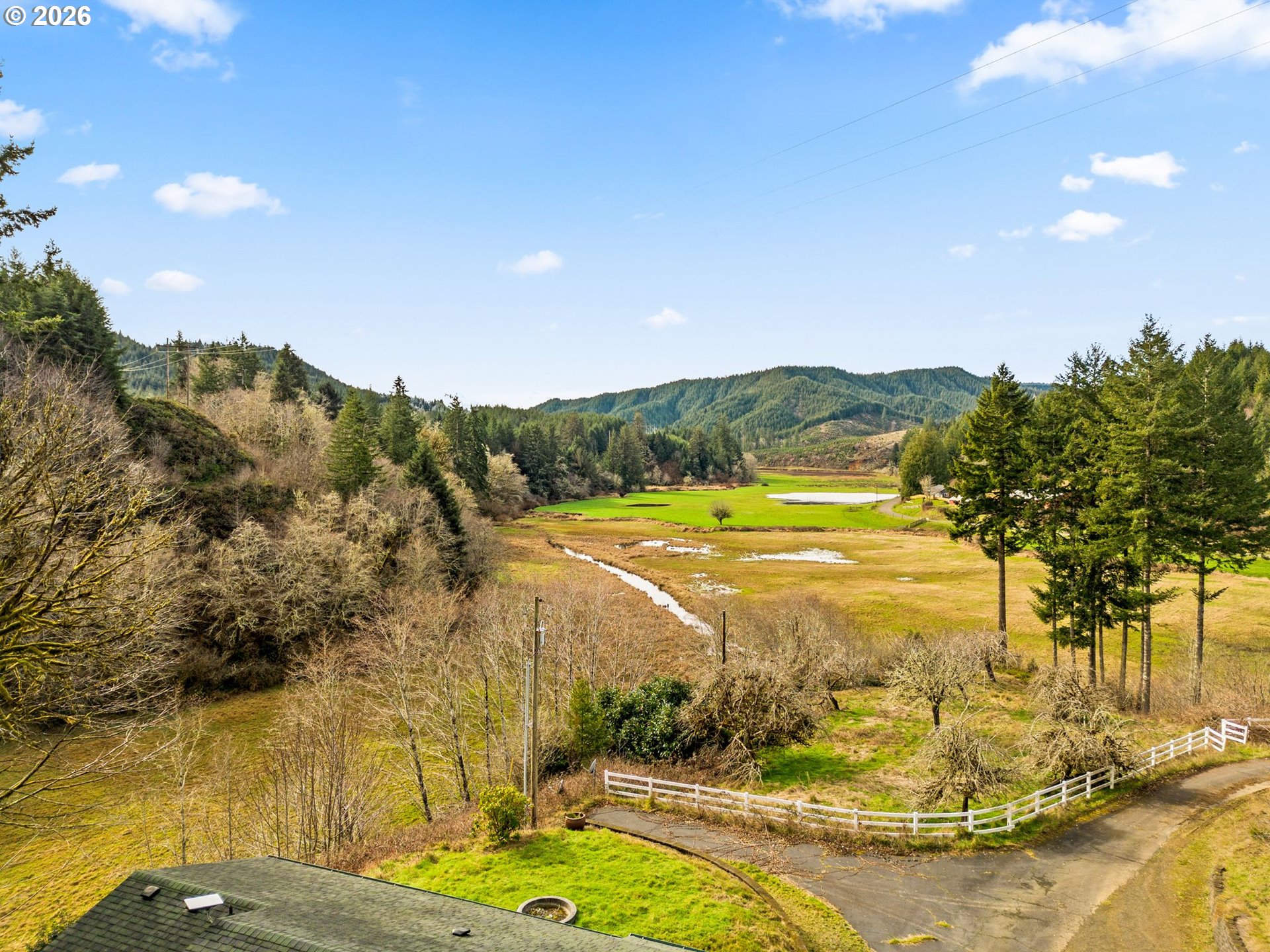 7470 Maple Creek Road Westlake, OR 97493 - Photo 27 of 33 a view of an ocean