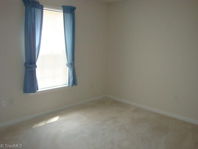 135 James Road, Unit 1A High Point, NC 27265 - Photo 4 of 11 Bdrm 2
