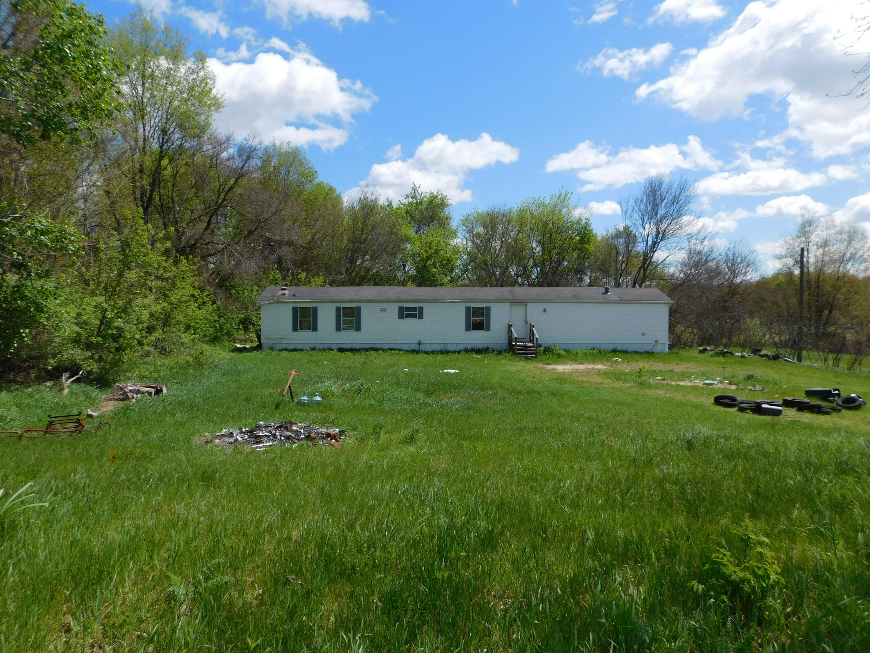 64277 Union Road Vandalia, MI 49095 - Photo 3 of 27 DSCN8604